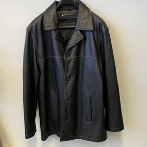 Vintage Classic Britches Men’s Leather coat with quilted removable lining.XL EUC